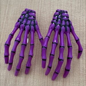 Purple skeleton hand bones pair of hair pins clips women or girls Halloween new
